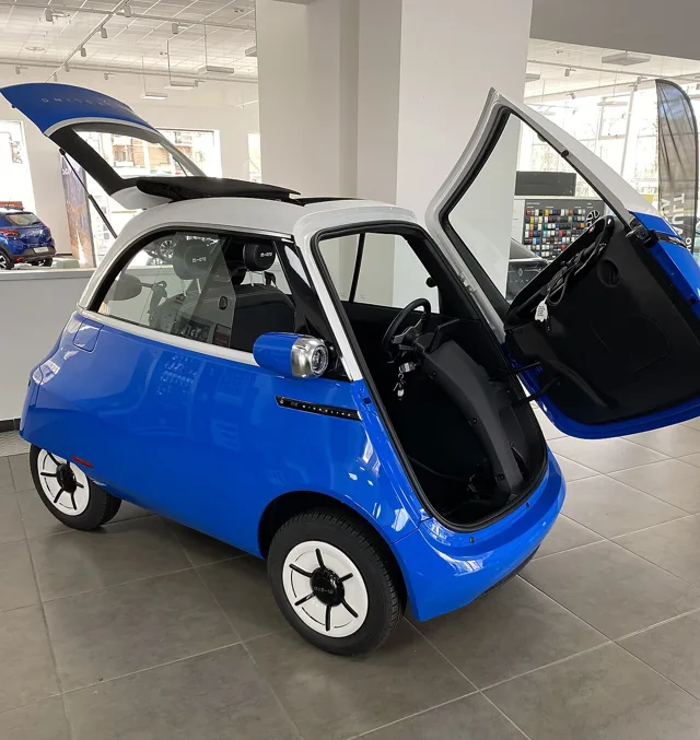 Microlino, microcoche eléctrico de inspiración Isetta, rival del Citroën Ami