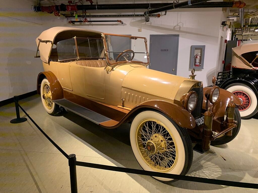 Owen Magnetic de 1916, el coche de transmisión electromagnética de Nueva York