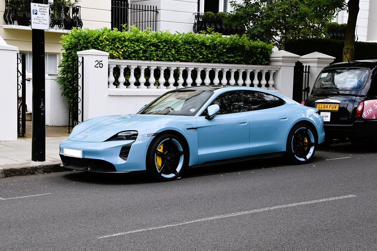 Porsche Taycan Turbo S, el eléctrico con caja de dos velocidades en el eje trasero