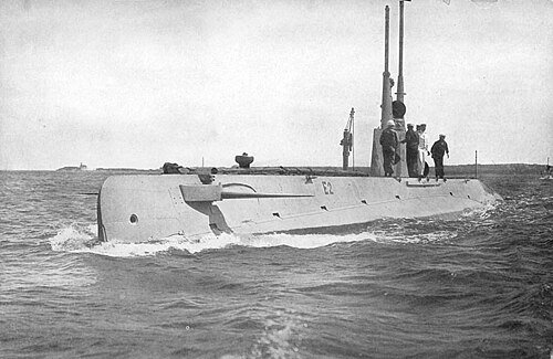 Il sommergibile USS E-2 della Marina degli Stati Uniti prima della Grande Guerra